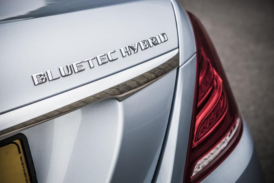  Mercedes-Benz S300 BlueTec Hybrid 2013 года  (UK) (фото 24 из 39)